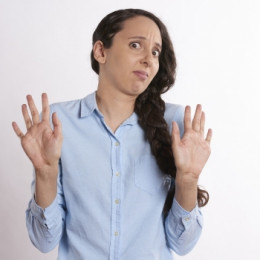 L'alcool en cosmétique : ami ou ennemi ?