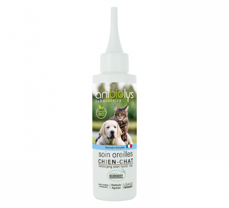 Soin des oreilles chien-chat