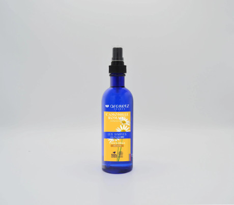 EAU-FLORALE_CAMOMILLE_LES-SIMPLES-scaled.jpg